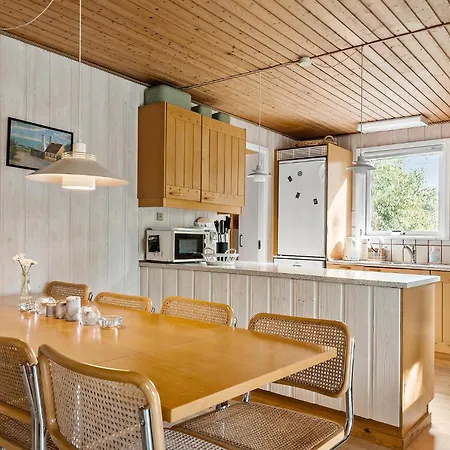 Amazing Home In Aakirkeby With Kitchen *