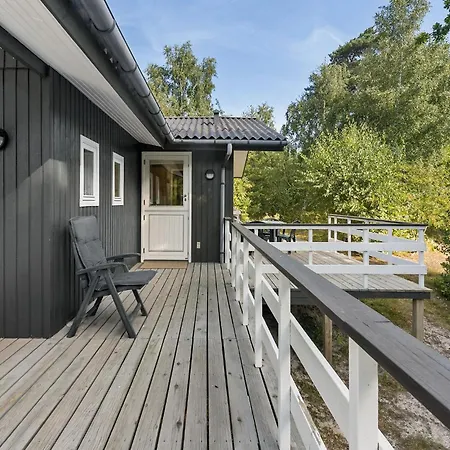 Feriehus Malurtvej Aakirkeby Iv *
