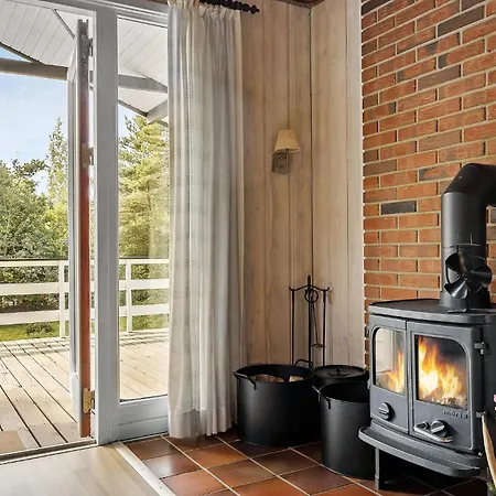 Feriehus Malurtvej Aakirkeby Iv Vester Somarken